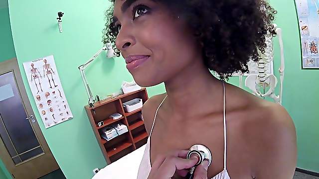 Stunning ebony is ready to show her fucking skills to her doctor