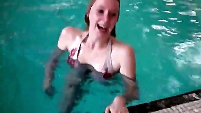 Hallenbad German Bikini Gets Young Big Dick