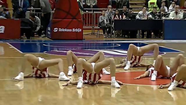 The best cheerleaders show