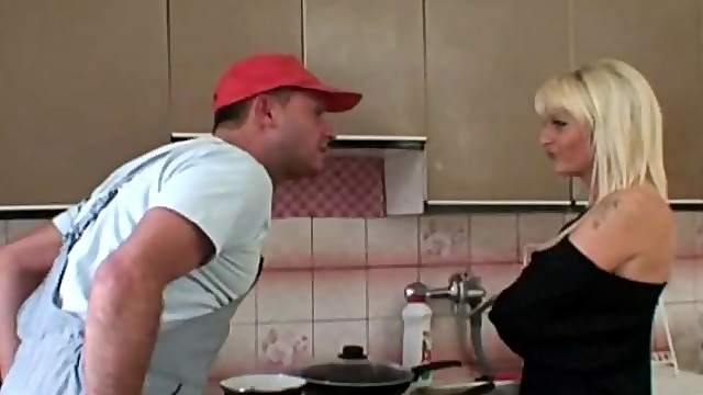 Destroy The Dutch Blonde Face Blowjob Session To Relax