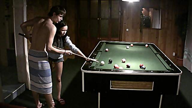 Amateur girlfirend learning how to play pool gets fucked good