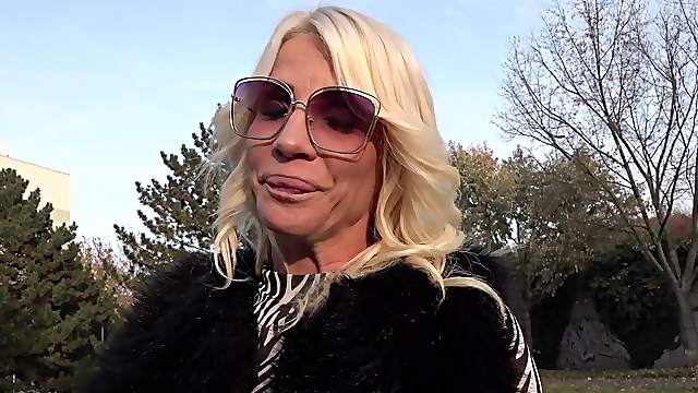 Fake juggs Tirrany Rousso loves having sex with her handsome fan