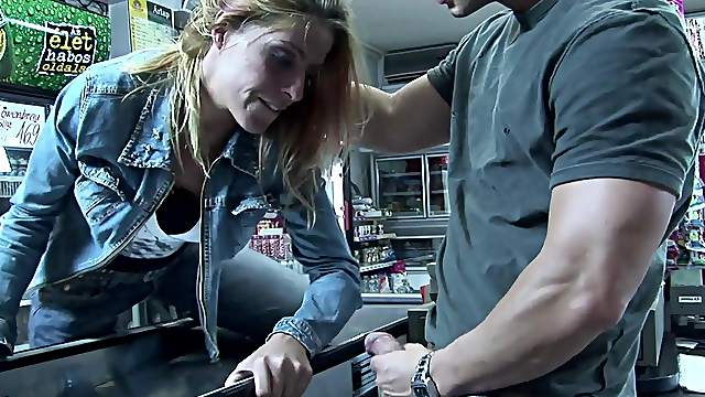 Hardcore fucking and spanking for mature mommy Priscilla by a stranger