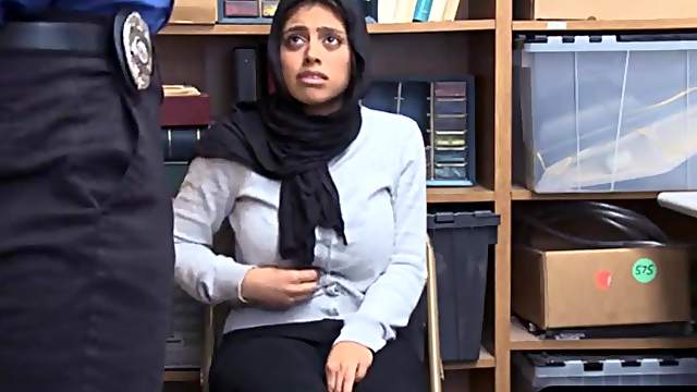 Arab Sex On Webcam With Security Guard In Supermarket