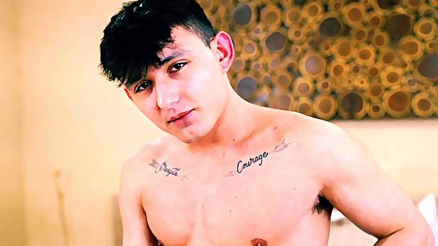 Solo dude takes off his clothes to pleasure his long schlong