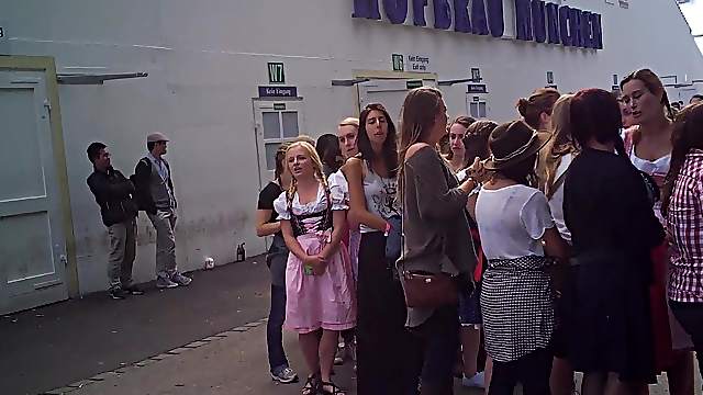 Oktoberfest toilet queue