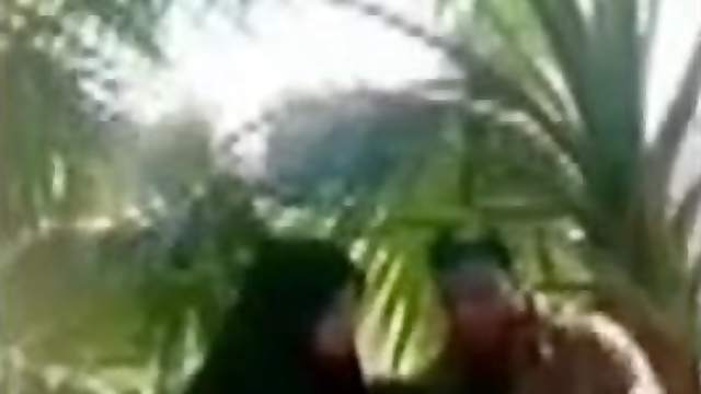 Cuckold Films Wifes First BBC Stretching Out Her Pussy