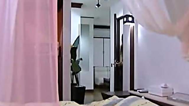 Amateur Japanese lesbians play with strapon