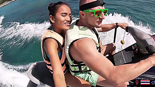 Jetski blowjob in public with his real Asian teen girlfriend