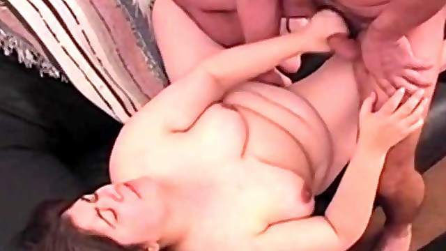 BBW Amateur Gets Cum On Her Boobs And Experience Fuck