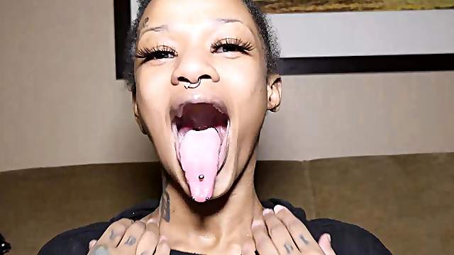 houston slim thick freak raven swallows sexy yella boned
