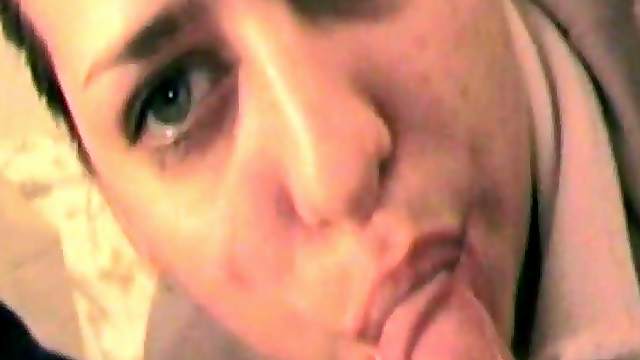 Beauty From Italy Gives A Great Blowjob With Cumshot