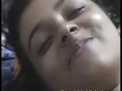 Chica India Caliente Con Concha Peluda Tiene Sexo en Video Casero