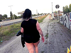 BBW enjoys while giving an amazing blowjob - Anastasia XXX