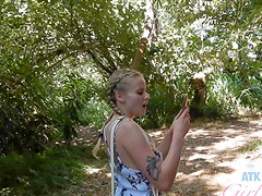 Paris White enjoys while getting pleasured by her dirty lover