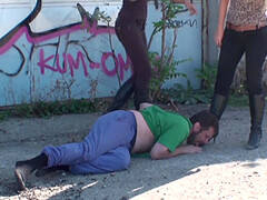 balkan brat girls boot cleaning