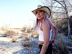Outdoor dicking in the forest with kinky Heather Hendrix