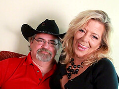 Karen Summer enjoys while being dicked by her boyfriend - HD