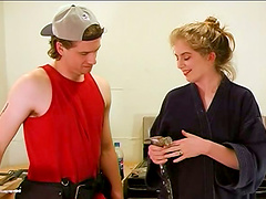 Real amateur couple is having an amazingly hot sex