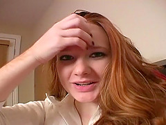 Hot girl knows how to play with her own pussy