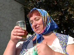 Old and young lady sucks the cock really well