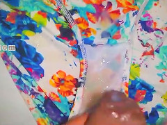 pee and cum on panti,venida en la panty de mi vecina