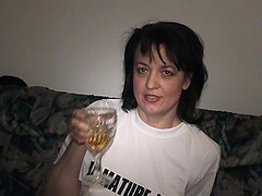 Sexy Dutch cougar decides to masturbate with a bottle of Serbian beer