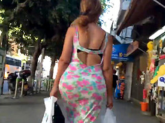 Big booty cougar