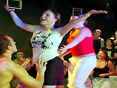 Now the party is really heating up and the women are conquering the stage