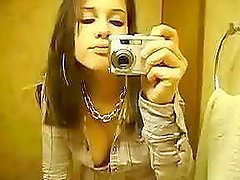Sexy Emo chick gets totally naked selfshooting