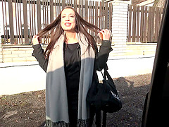 Brunette teen babe Theresa gets a huge cumshot in a car