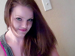 Thick Amateur Teen Plays With Herself
