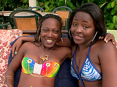 Ebony model Black Dolla loves having lesbo scenes with amateurs