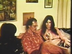 Vintage Pornstar Bill Summers Fucks Two Babes in a Hot Threesome